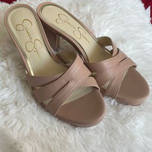 Jessica Simpson sandals color old rose.